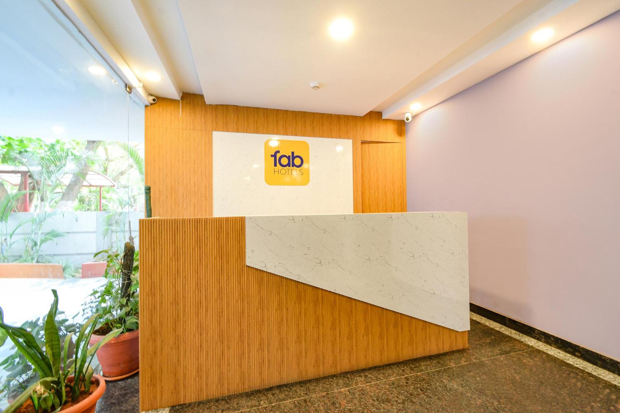 Fabhotel The Cinco Primera - Nr Kbr Park, Banjara Hills Hyderabad Exterior foto