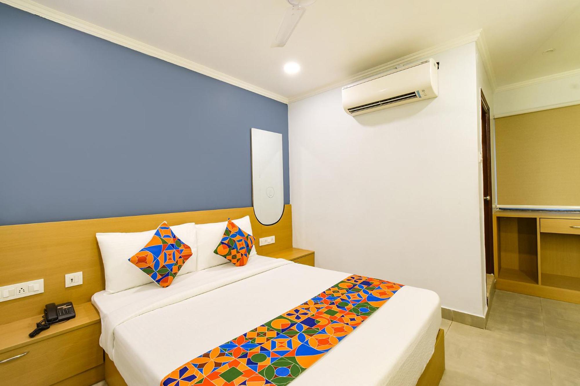 Fabhotel The Cinco Primera - Nr Kbr Park, Banjara Hills Hyderabad Exterior foto