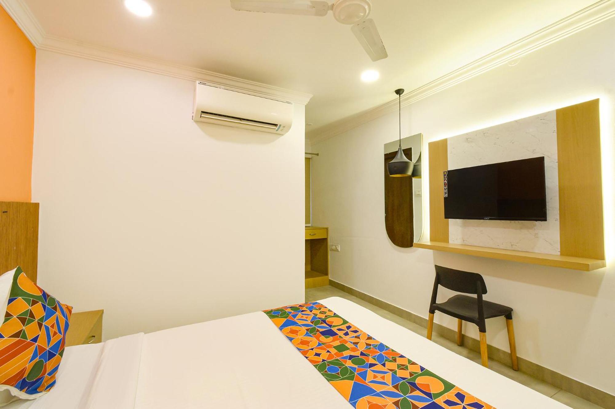 Fabhotel The Cinco Primera - Nr Kbr Park, Banjara Hills Hyderabad Exterior foto