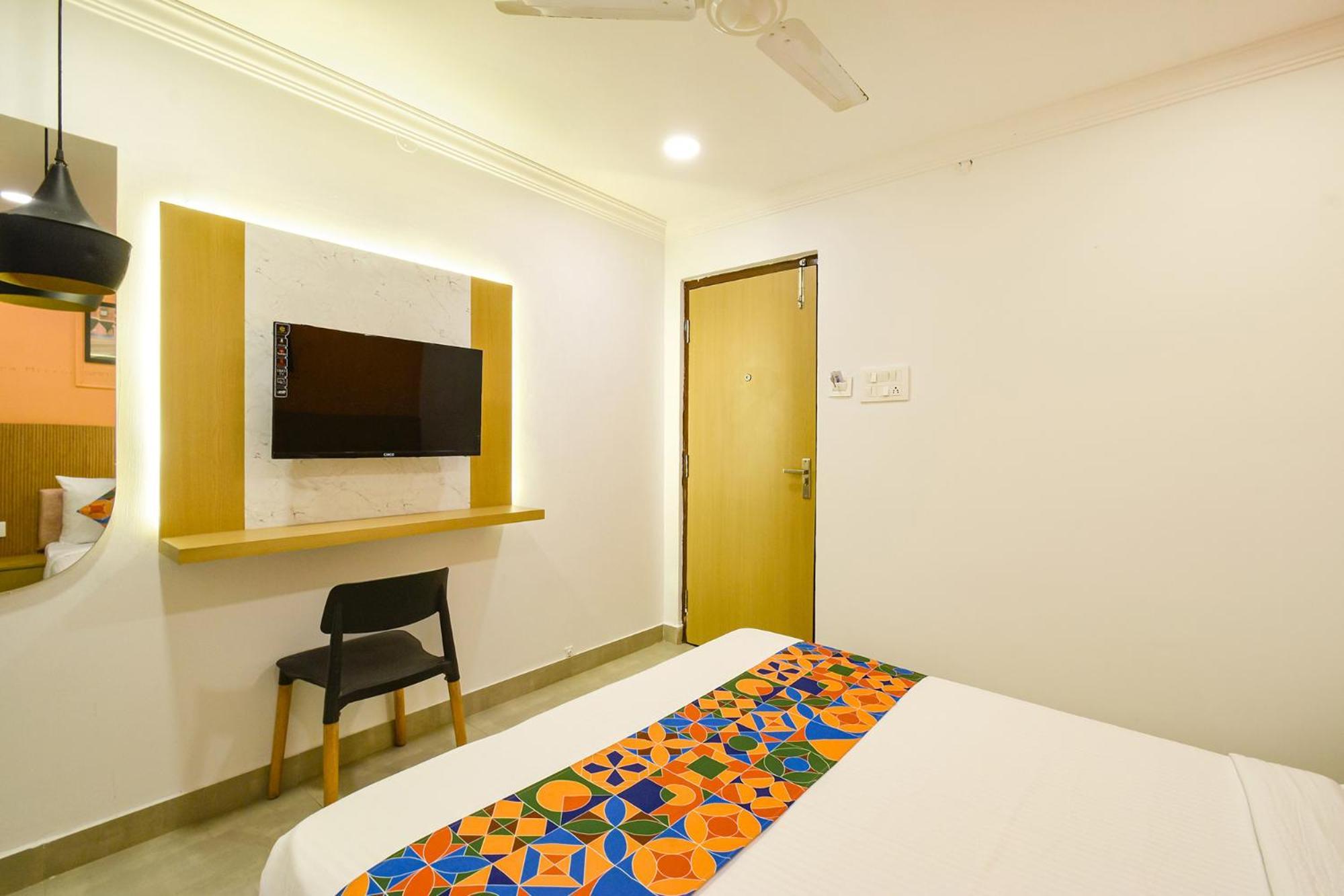 Fabhotel The Cinco Primera - Nr Kbr Park, Banjara Hills Hyderabad Exterior foto