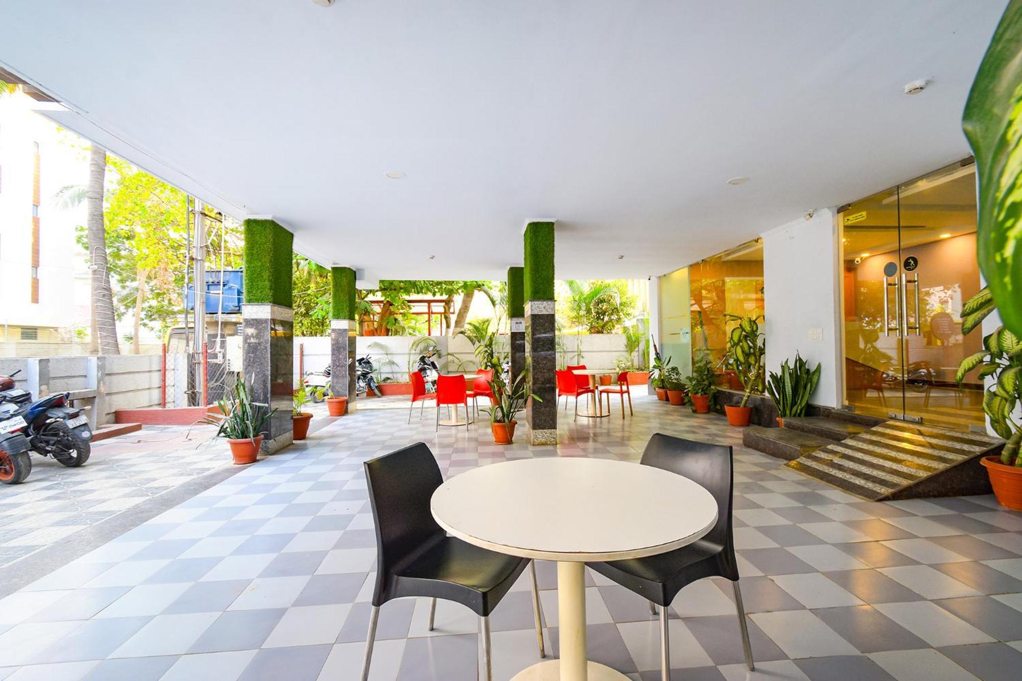 Fabhotel The Cinco Primera - Nr Kbr Park, Banjara Hills Hyderabad Exterior foto